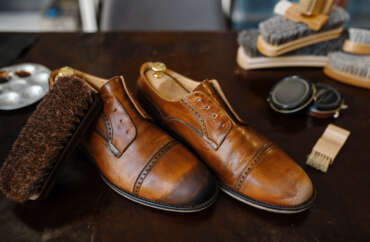 Uncompromising Quality: The Secret to Long-Lasting Shoe and Bag Repairs